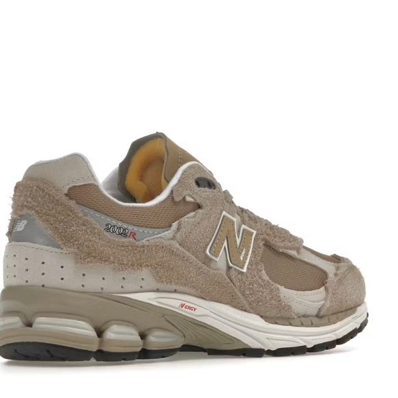 Brand new comes with box never worn! - Picture 3 of 4